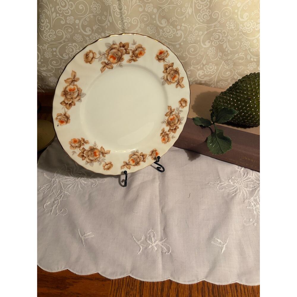 Vintage‎ Royal M Rosewood Pattern Plate- 7.5 inches - Picture 2 of 5